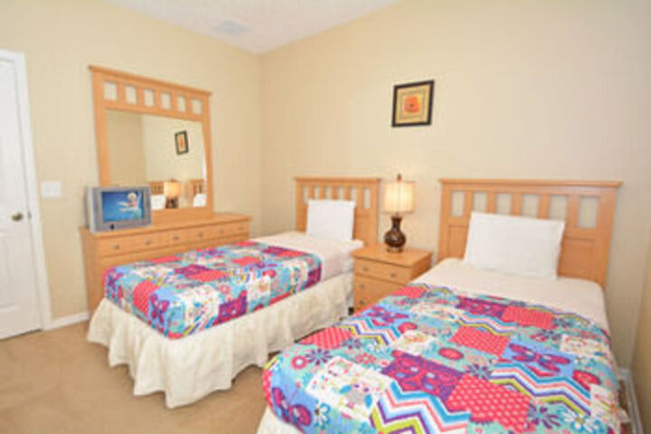 Rent a Villa Eagle Management Davenport