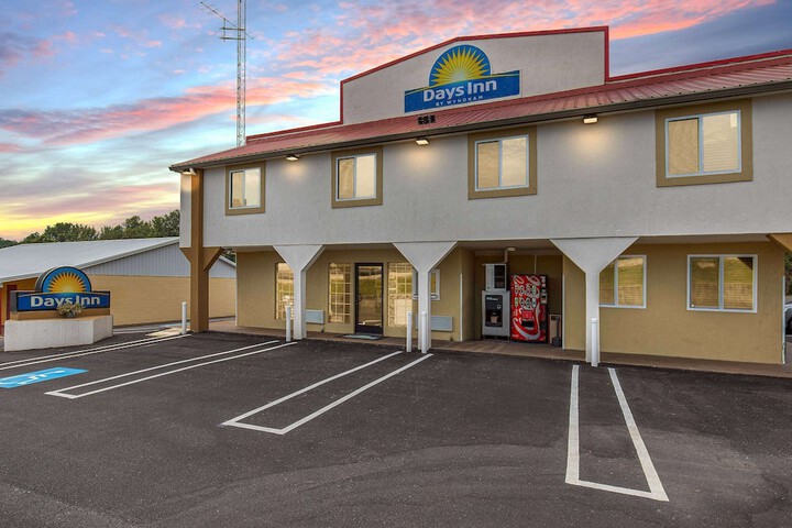 Hotel 4 of 62