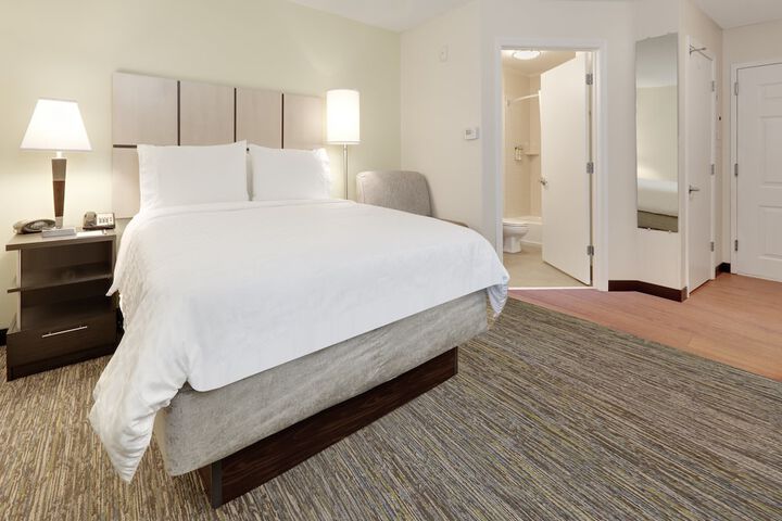 Room 12 of 26