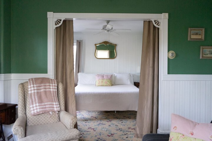 Room 55 of 75