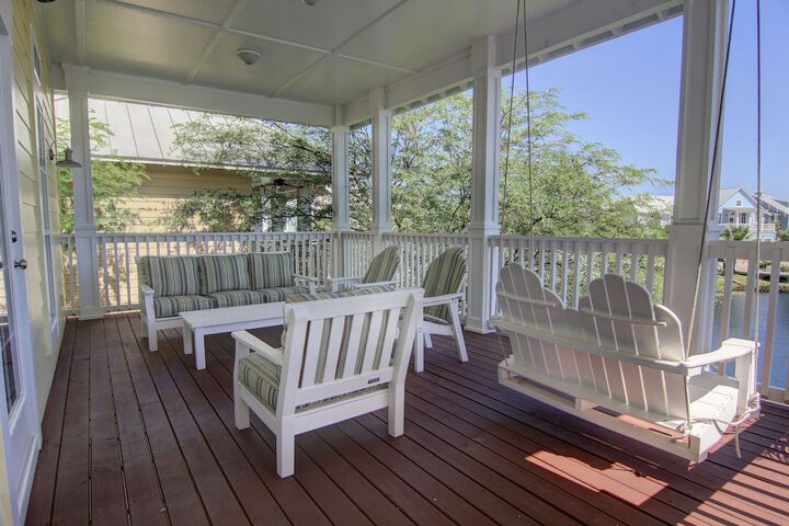 Terrace/Patio 25 of 27