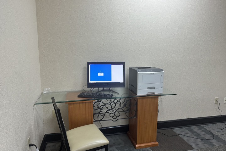Business Center 34 of 34