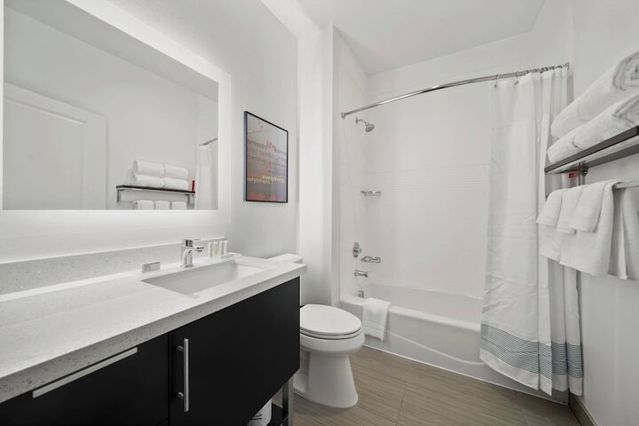 Room 20 of 37