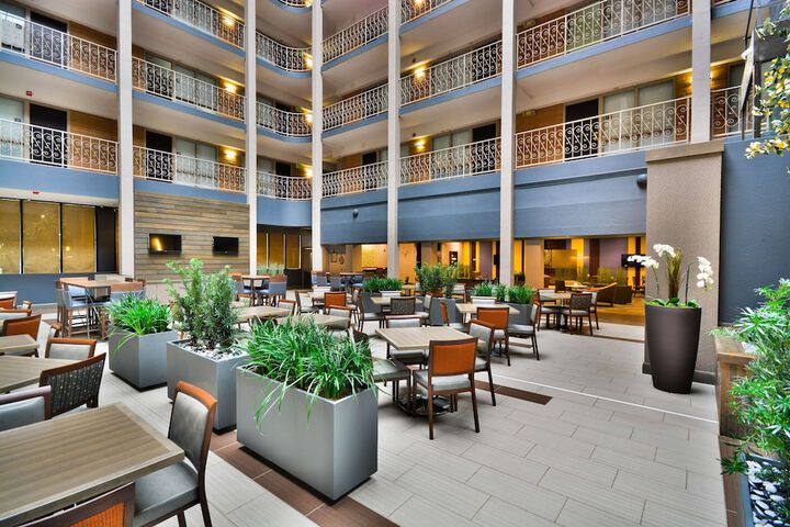 Hotel Interior 11 of 39