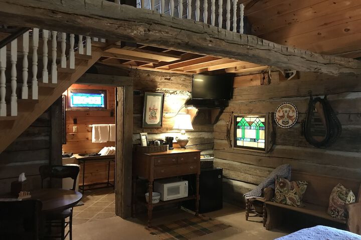 Room 13 of 22