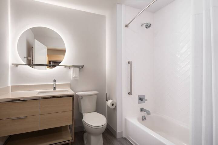 Towneplace Suites by Marriott New Philadelphia