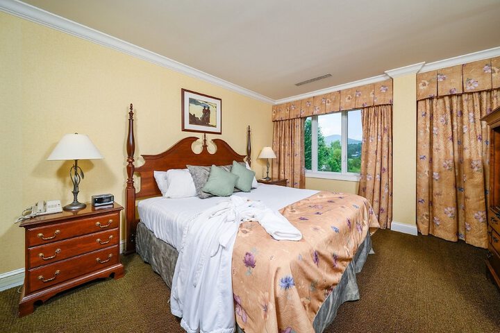 Room 34 of 71