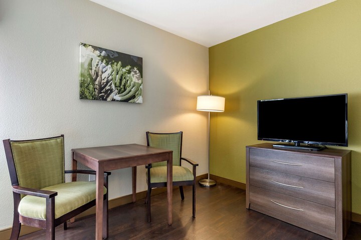 Room 14 of 41