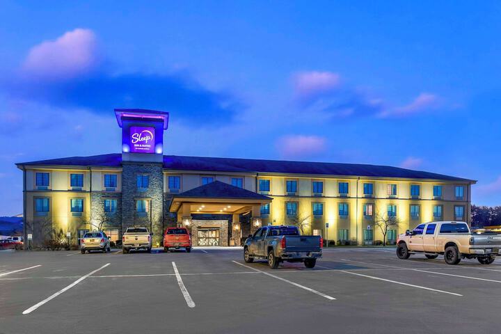 Sleep Inn & Suites Cumberland - LaVale