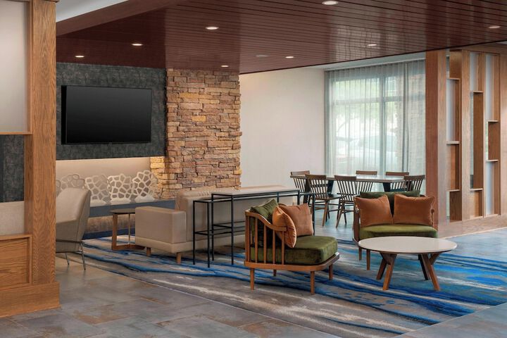 Hotel Interior 7 of 34