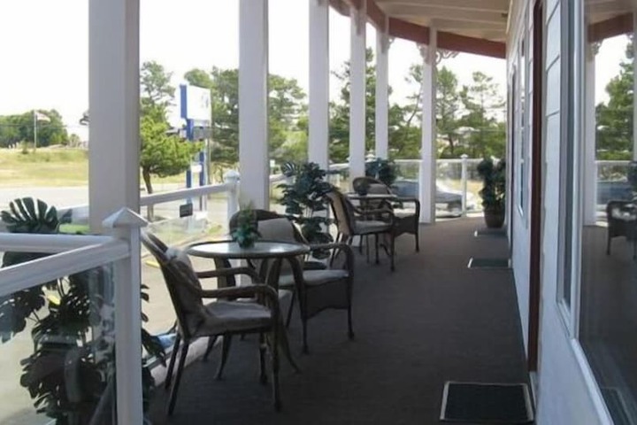 Terrace/Patio 130 of 135