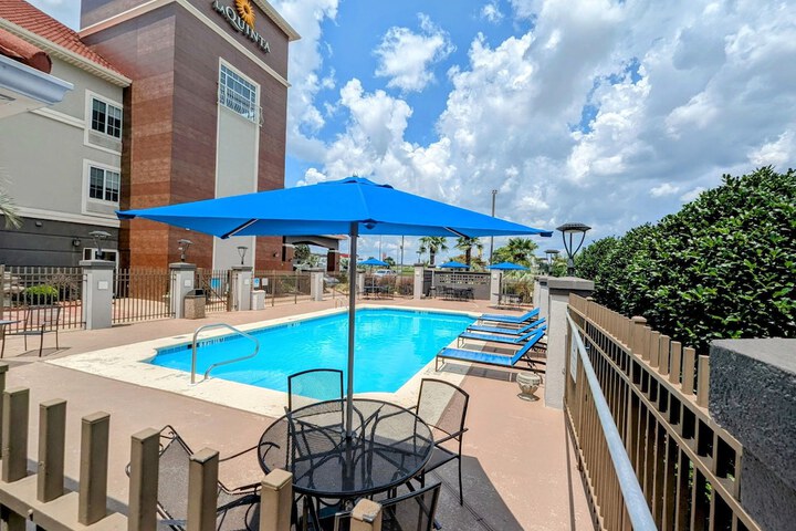 La Quinta Inn & Suites by Wyndham Prattville