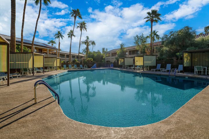Pool 4 of 43