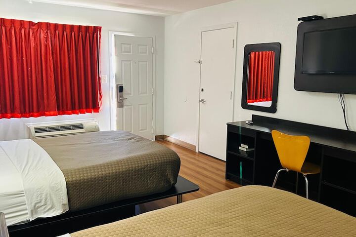 Room 22 of 45