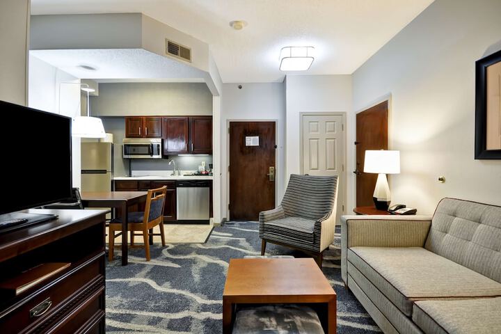 Room 21 of 51