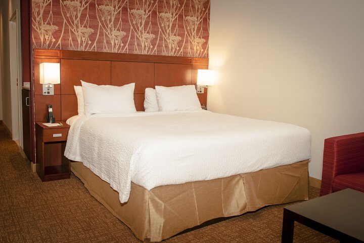 Room 9 of 26