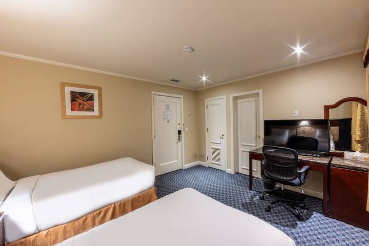 Room 62 of 83