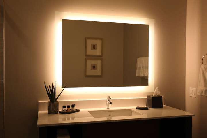 Room 27 of 88