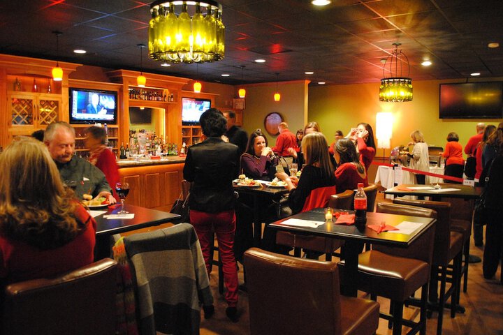Dining 25 of 41