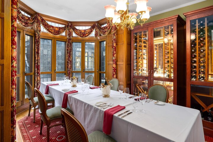 Dining 95 of 123