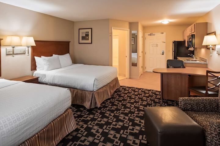 Best Western Plus Wausau / Rothschild Hotel