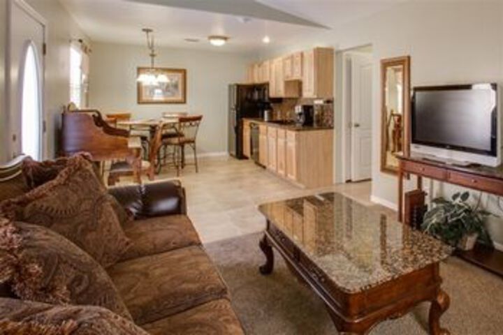 Dream Manor Inn