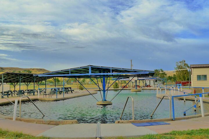 Pool 7 of 25