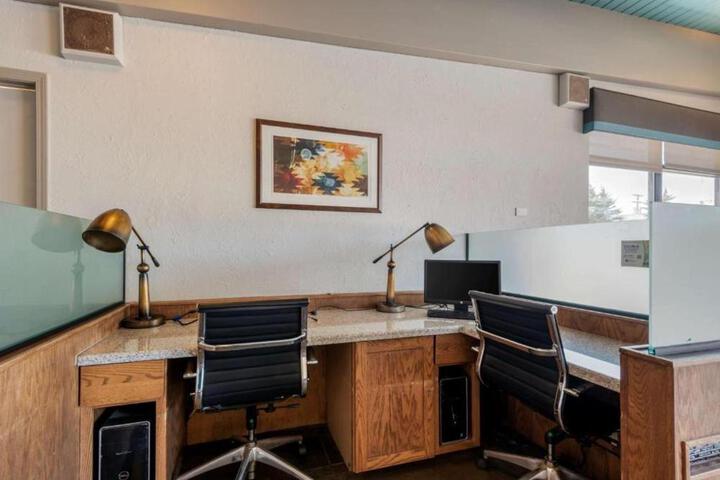 Turquoise Inn and Suites Cortez near Mesa Verde