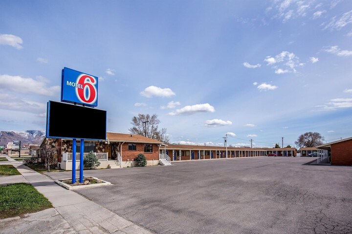 Motel 6 Tremonton UT