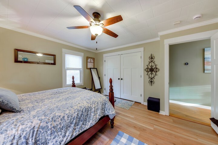 Family-friendly Twin Lakes Home Near Lake Mary!