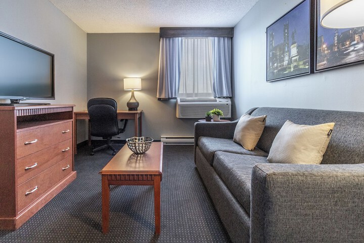 Room 51 of 161