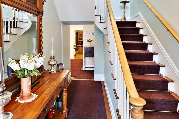 McCully House Inn