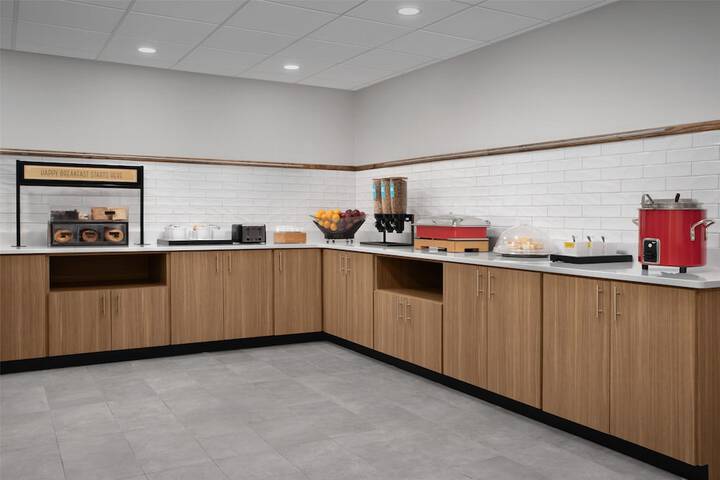 Hampton Inn & Suites Tupelo / Barnes Crossing