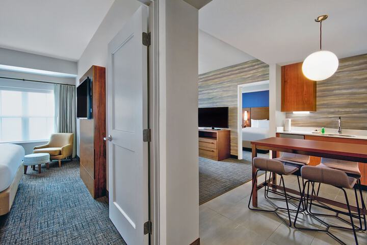 Residence Inn by Marriott Orlando Flamingo Crossing / Western Entrance