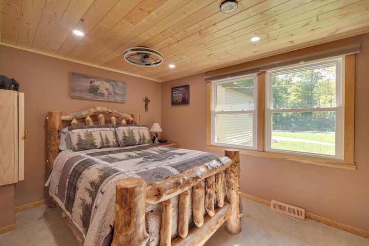 Pet Friendly - Rice Lake Home w / Private Dock!