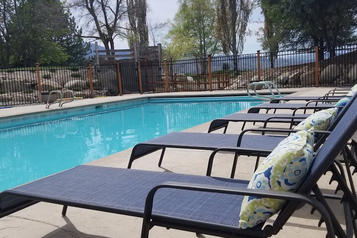 Casia Lodge and Ranch
