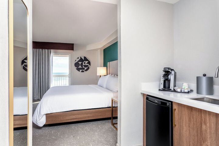 Holiday Inn & Suites Daytona Beach on the Ocean by IHG