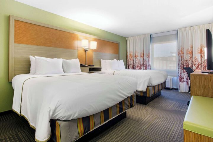 Room 20 of 32