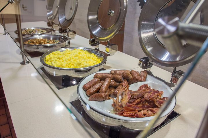 Breakfast/Coffee Service 37 of 42