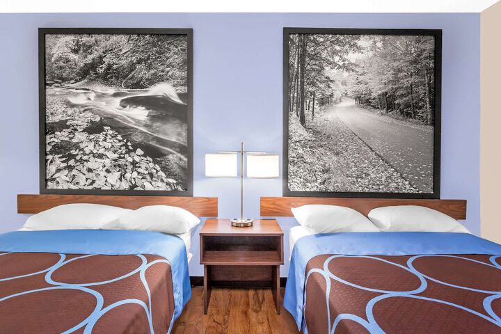 Super 8 by Wyndham Oneonta / Cooperstown