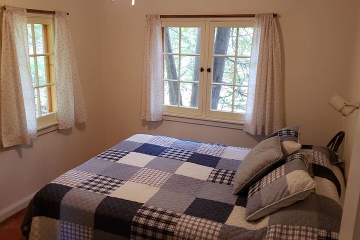 Room 168 of 215
