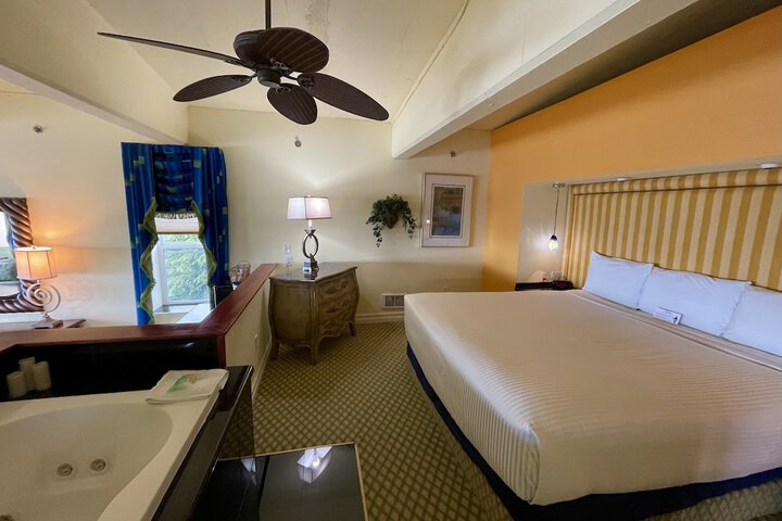 Room 23 of 63