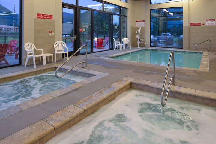Hotel Ruby Ponderay / Sandpoint