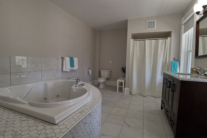 Room 46 of 61