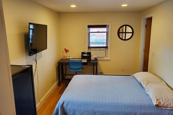 Room 11 of 29