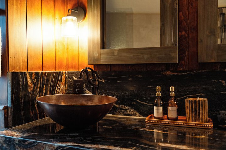 Elk & Embers Mountain Hideaway