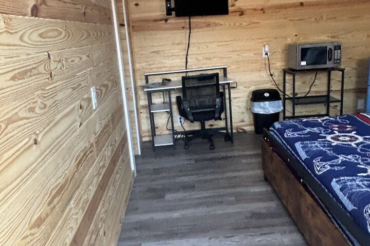 Room 40 of 68