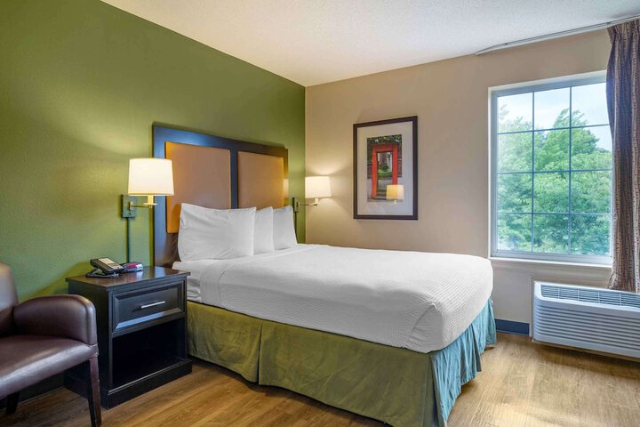 Extended Stay America Suites Boston Marlborough