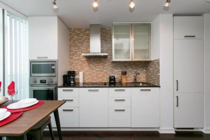 Royal Stays Furnished Apartments Entertainement District