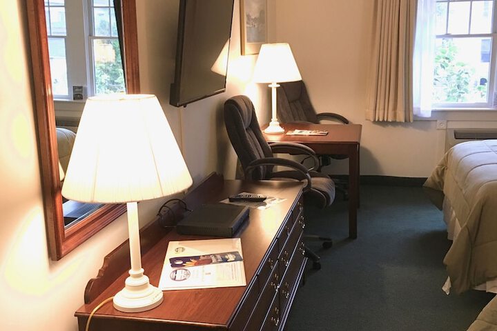 Room 62 of 97